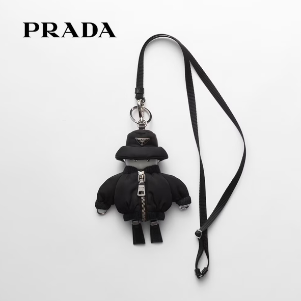 [프라다] 숄더 스트랩이 달린 소프트 Robot 리나일론 백 참
